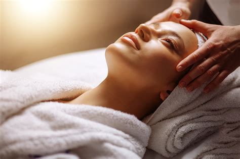 good facials near me|professional facial spa near me.